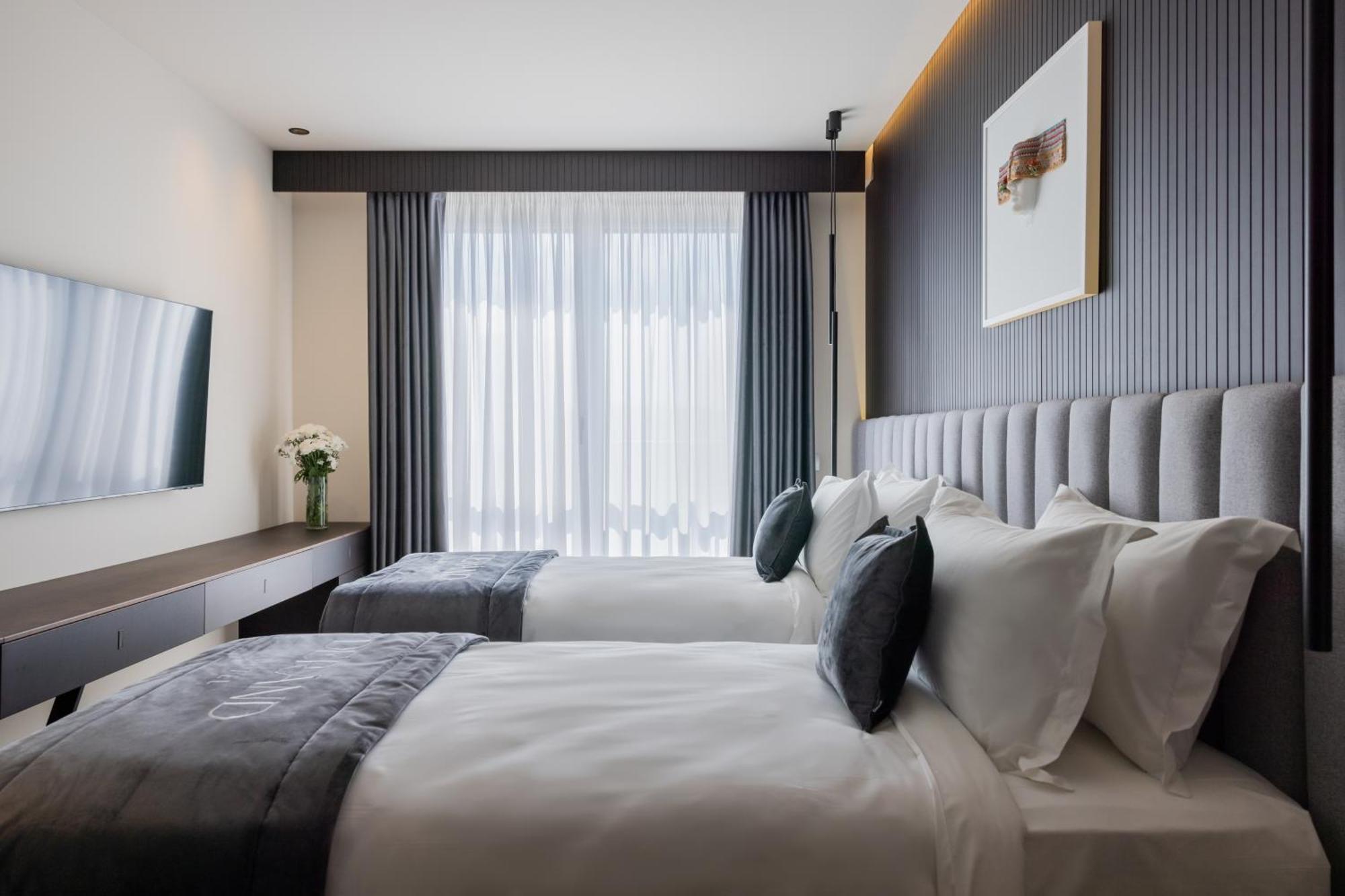 Derand Hotel Pristina Exteriör bild
