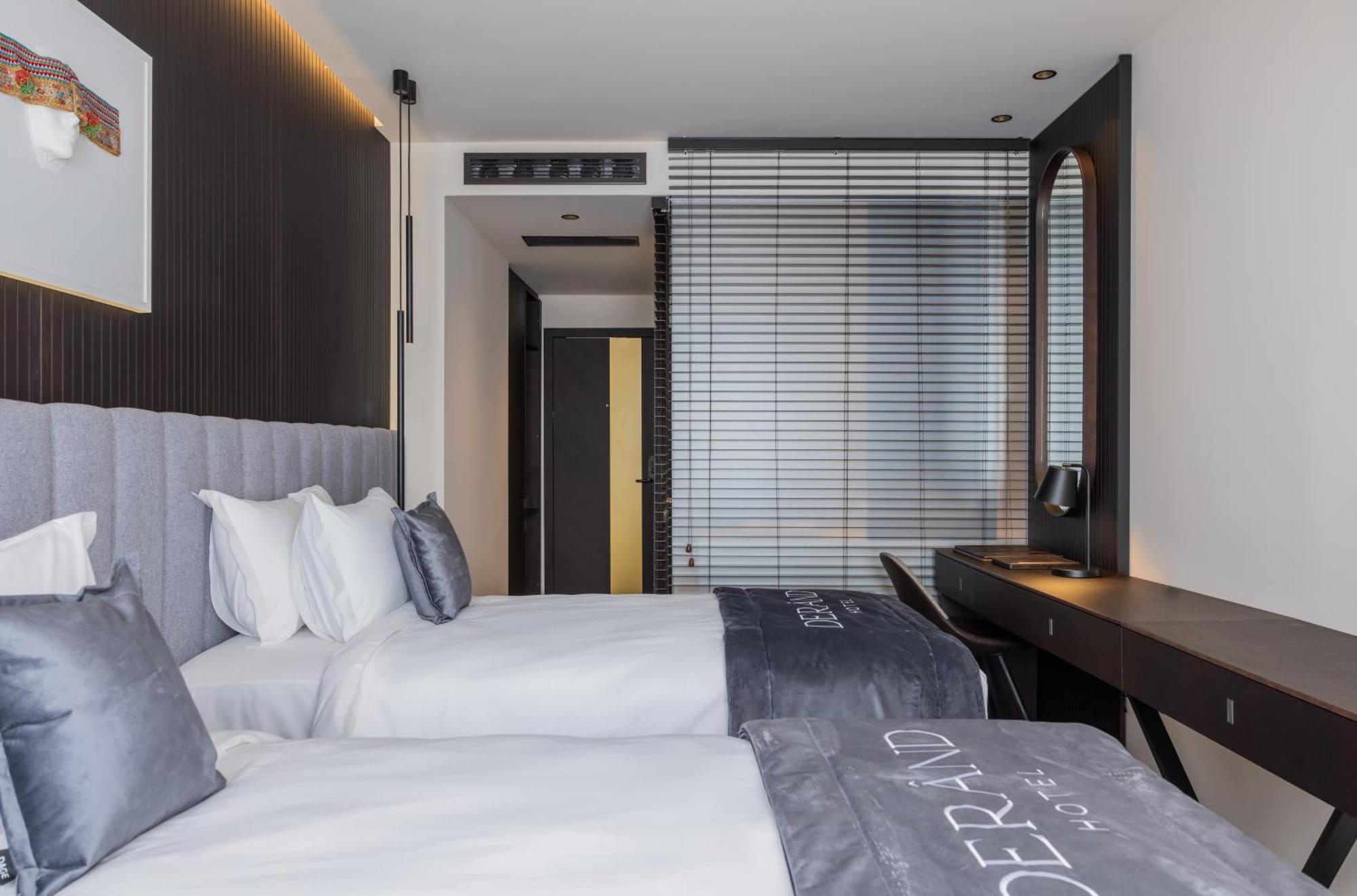 Derand Hotel Pristina Exteriör bild
